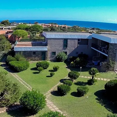 Апартаменты - La Pelosa -sardegna Стинтино